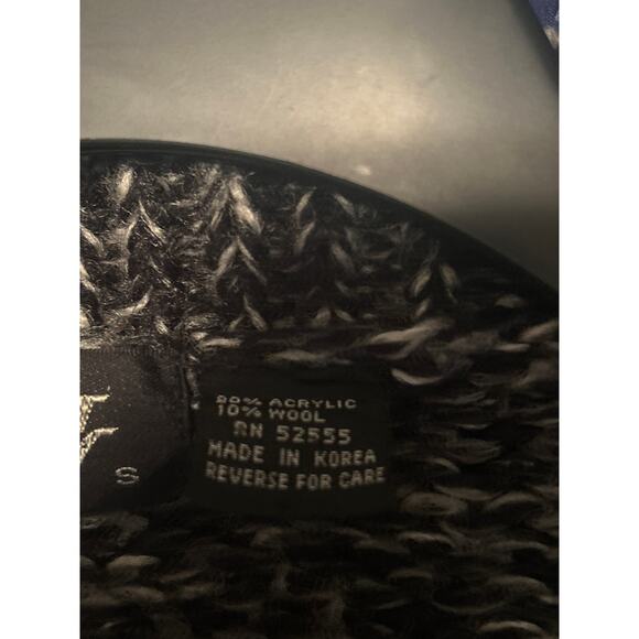 GUC Street Scenes Men's Cardigan Sweater Black Buttons Size Small - Oversized - Picture 4 of 5